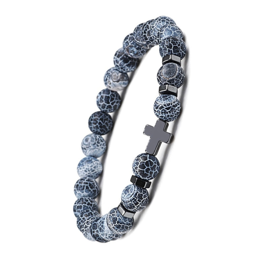 Perlenarmband mit dem Kreuz aus Roteisenstein