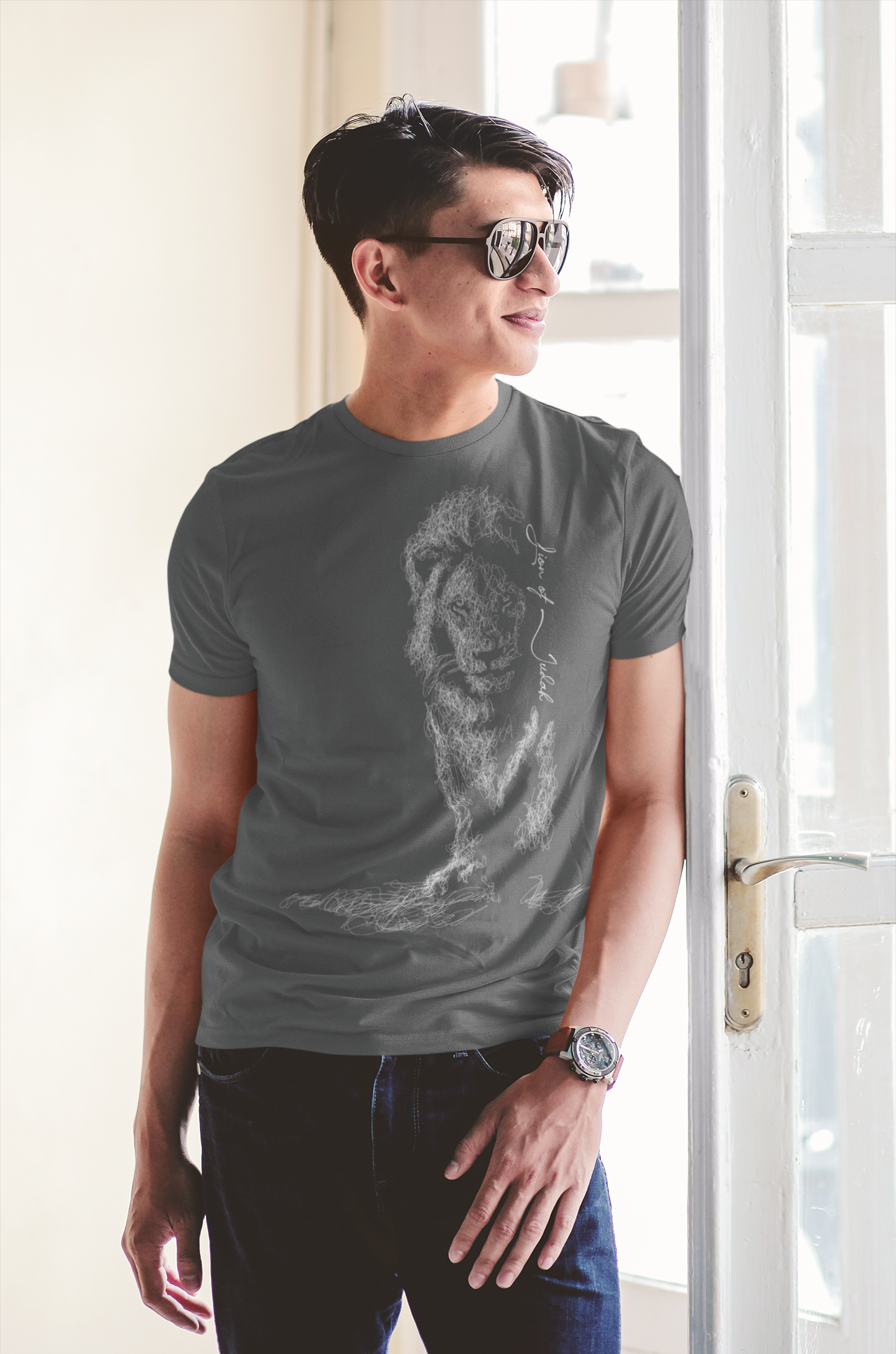 Lion of Judah - Herren Shirt (Bio-Qualität)